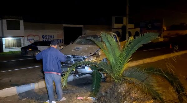 Camioneta se despista y vuelca en carretera Huaral – Chancay